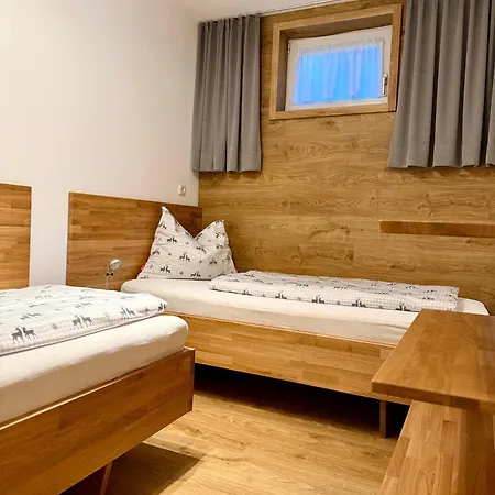 Seethaler - Gartenblick * Thiersee